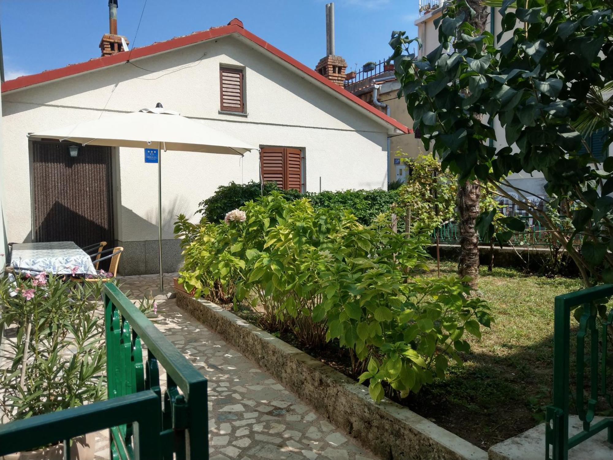 Holiday House Palma Dobrinj Kültér fotó